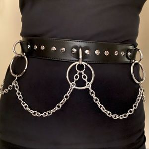 Disturbia O-Ring Chain Belt